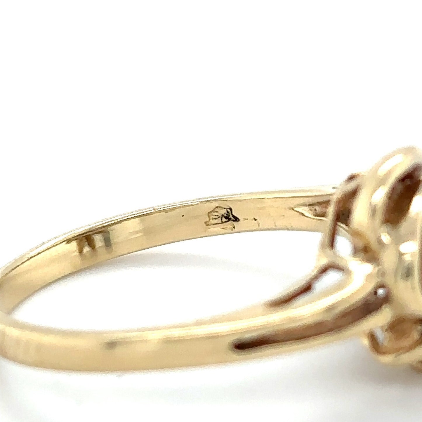Sapphire and Diamond 14K Yellow Gold Ring 3.0g Size 6.25