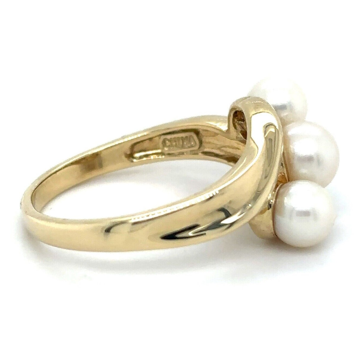 Three-Stone Pearl 10k Yellow Gold Ring 3.2g Size 6.75