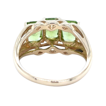 14k Yellow Gold Peridot Trio Size 8 Ring 4.9g