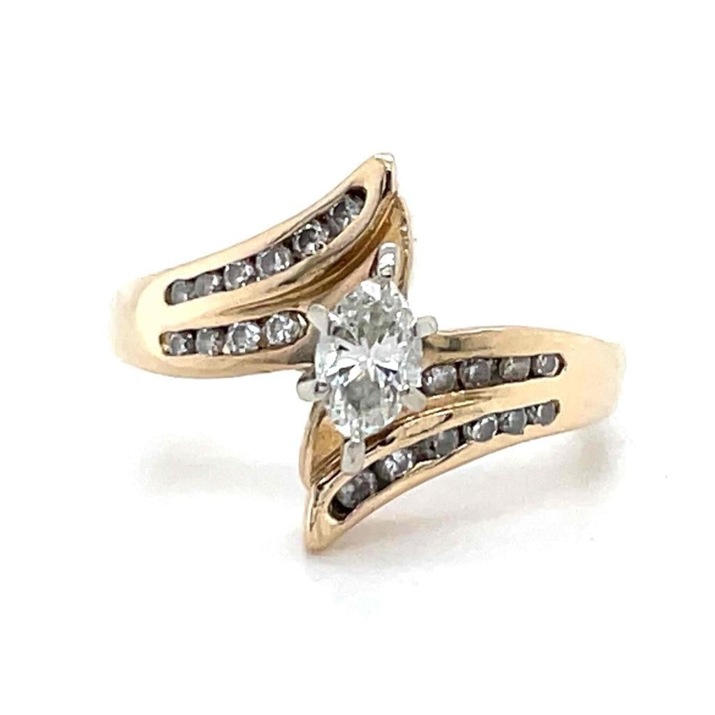 1/2 Ctw Diamond Solitaire & Accent Ring 14k Yellow Gold 4.9g Size 6