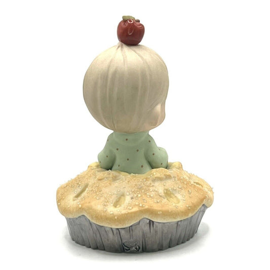 Precious Moments 2000 You're As Sweet As Apple Pie Figurine 795275