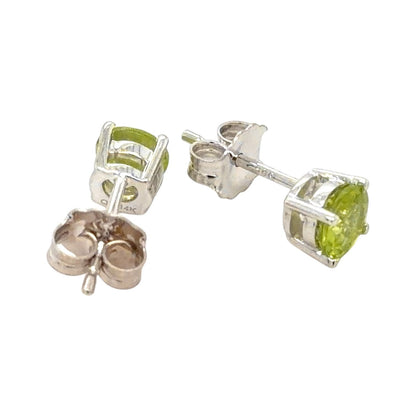 14K White Gold 5mm Round Peridot Stud Earrings With Backs