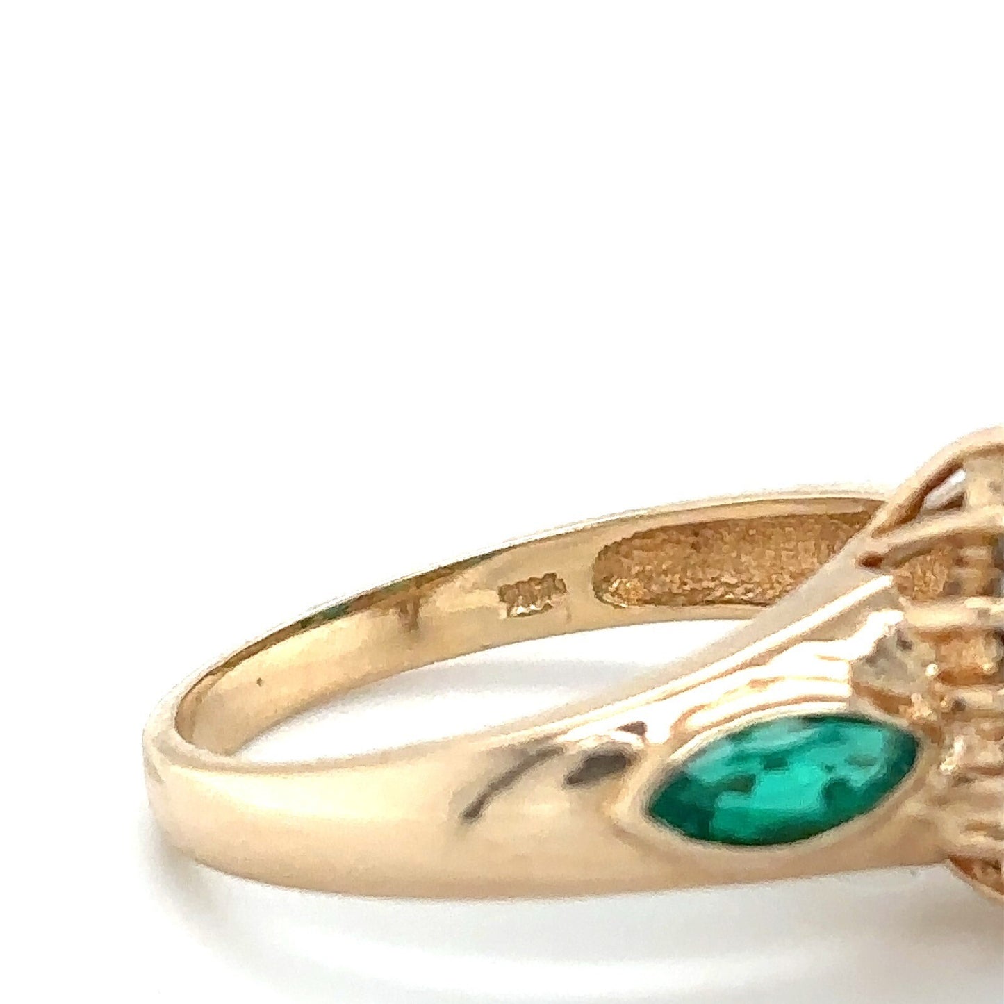 Diamond & Imitation Emerald 14K Yellow Gold Ring 2.9g Size 6.25