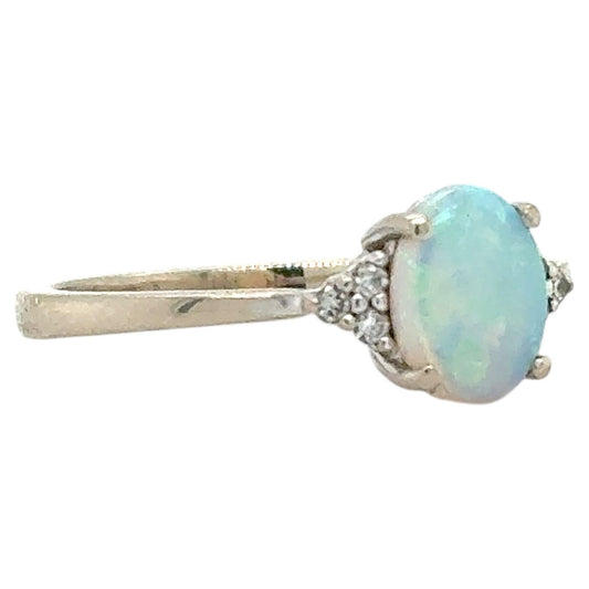 Opal & Diamond 18k White Gold Ring 2.7g Size 7.5