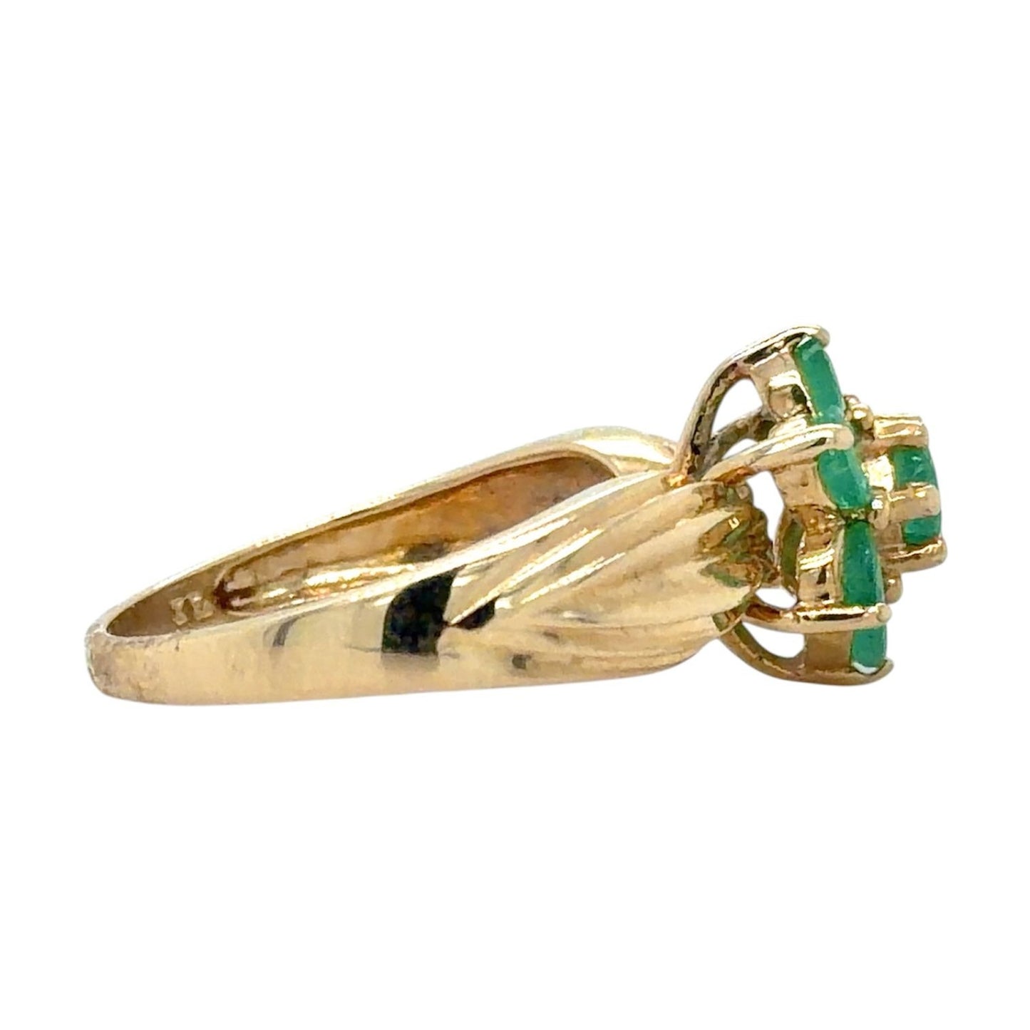 Emerald Flower 14k Yellow Gold Ring 4.4g Size 7.75