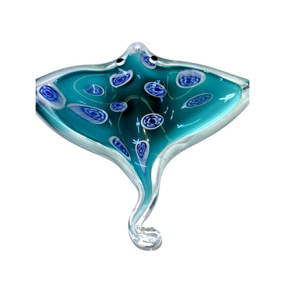 Hand Blown Light Blue Stingray Glass Figurine With Glittering Details 5.5in x 5.1in 3¾ Inch Decorative Art Glass