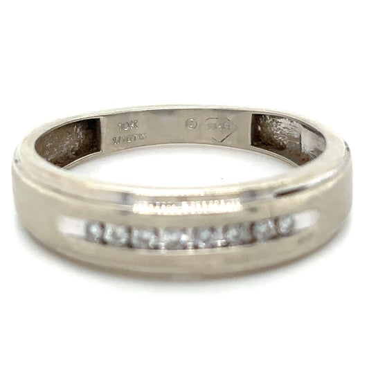 10k White Gold 1/10ctw Diamond Wedding Band 2.6g Size 10.25