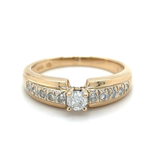 14K Yellow Gold 1/4ctw Diamond Engagement 3.3g  Ring Size 7