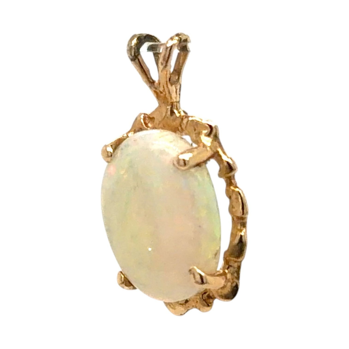 Opal 14k Yellow Gold Oval Pendant 0.9g