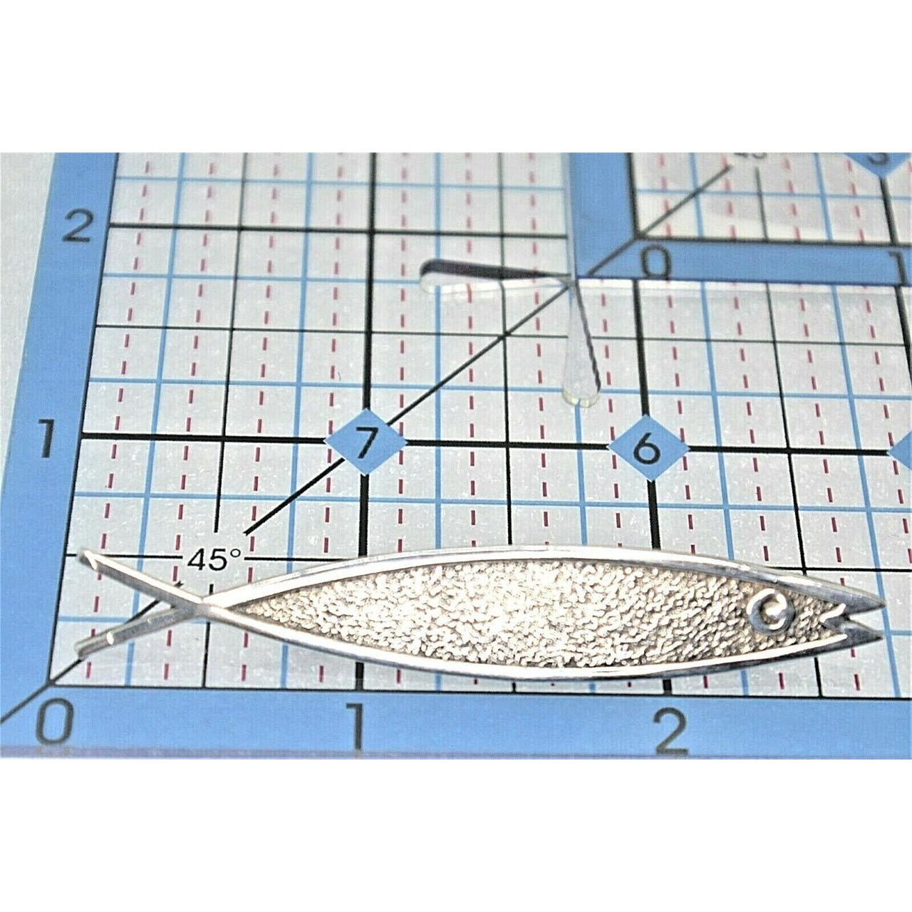 Vintage Beau Sterling Silver Fish Pin Brooch Textured Finish 4.2g Oval Design