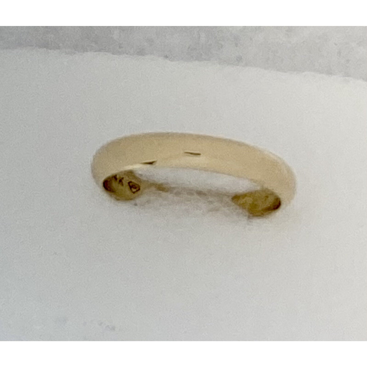 3.7mm Wedding Band Ring 14k Yellow Gold 3.9g Size 8.25