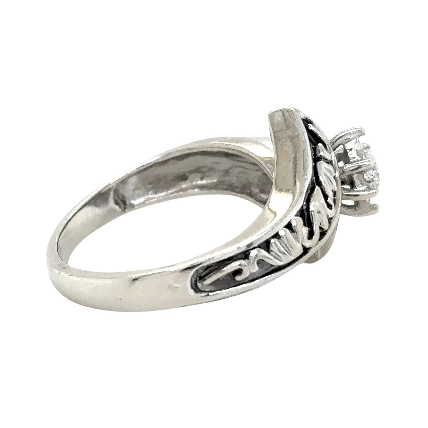 10k White Gold 1/10ctw Diamond Solitaire Size 7 Ring 4.4g