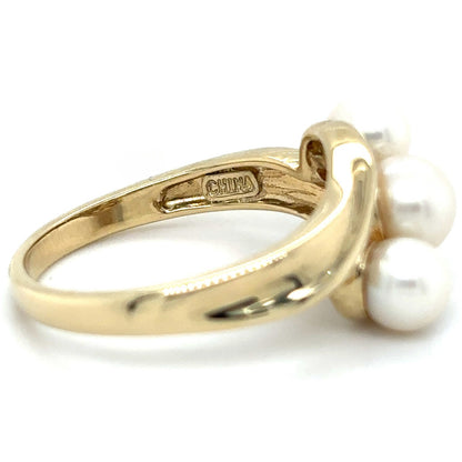 10k Yellow Gold Pearl Trio Ring 3.2g Size 6.75