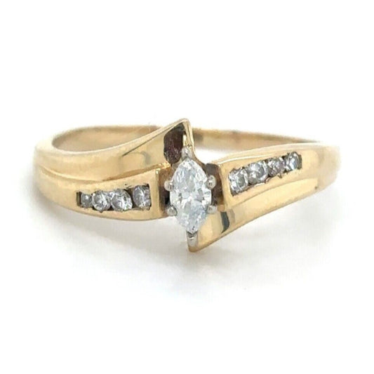 14k Yellow Gold 1/3ctw Diamond Solitaire and Accents Ring 3.1g Size 9.5
